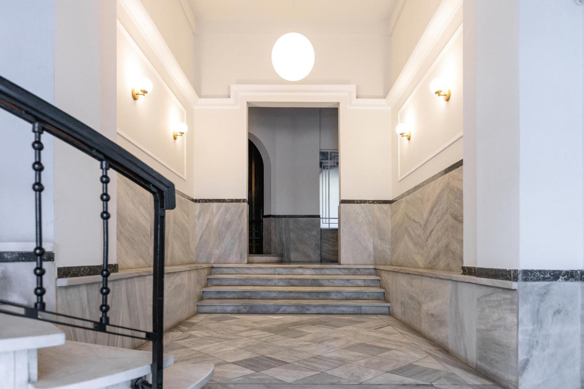 Couple-In Magical Suite With Jacuzzi Saloniki Zewnętrze zdjęcie